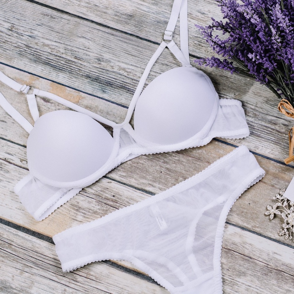Lebonbon handmade white push-up bra with mesh